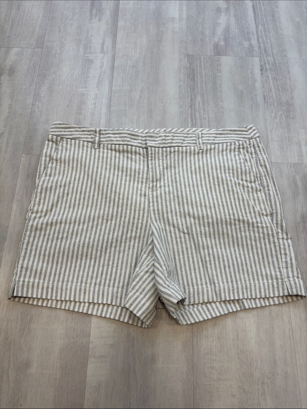 Merona White and Gray Striped Shorts 4’ Inseam